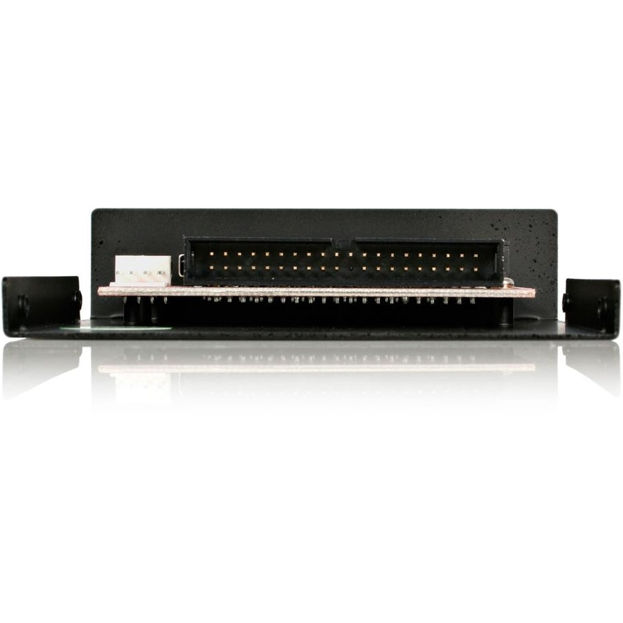 Adaptateur StarTech.com pour lecteur de carte IDE vers SSD CF simple 3,5 pouces