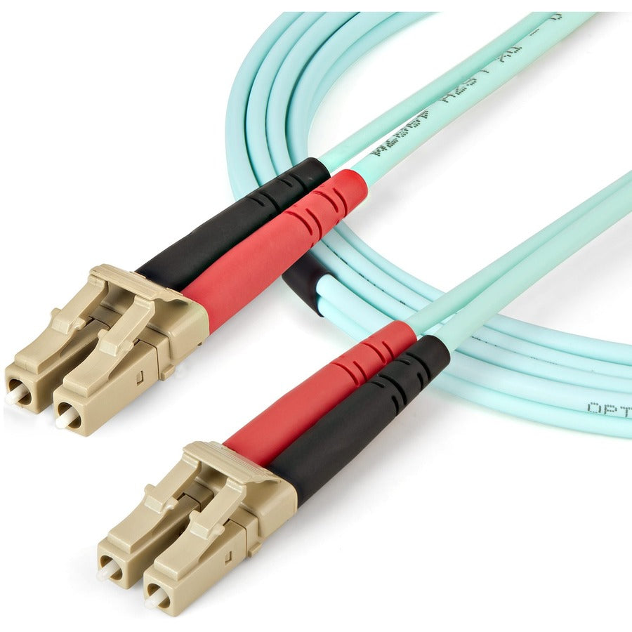 Câble fibre optique multimode StarTech.com 1 m (3 pi) LC/UPC vers LC/UPC OM4, 50/125 µm, 100 G, faible perte d'insertion, cordon de raccordement fibre LSZH