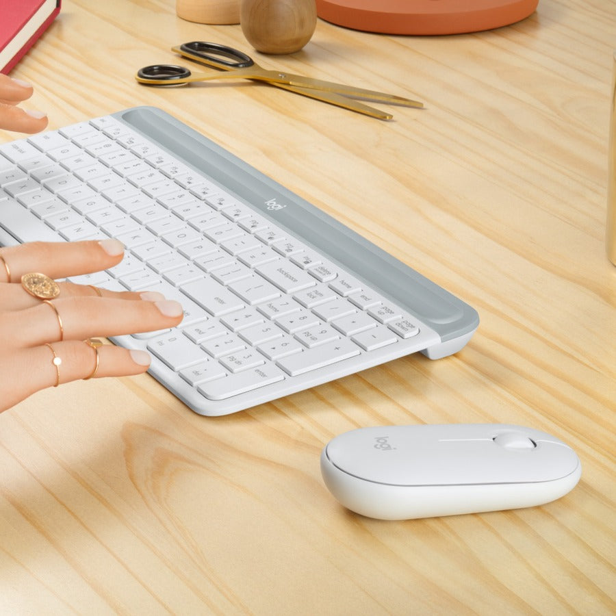 Ensemble clavier et souris sans fil Logitech Slim MK470
