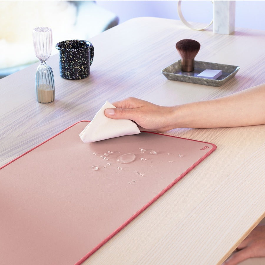 Tapis de bureau Logitech Studio Series (rose foncé)