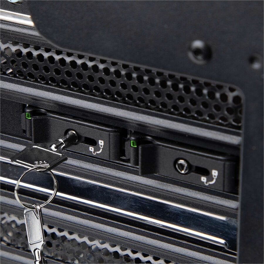 StarTech.com Rack amovible double baie SSD M.2 NVMe vers PCIe x8 ; bifurcation requise ; installation sans outil, baie de disque PCIe échangeable à chaud