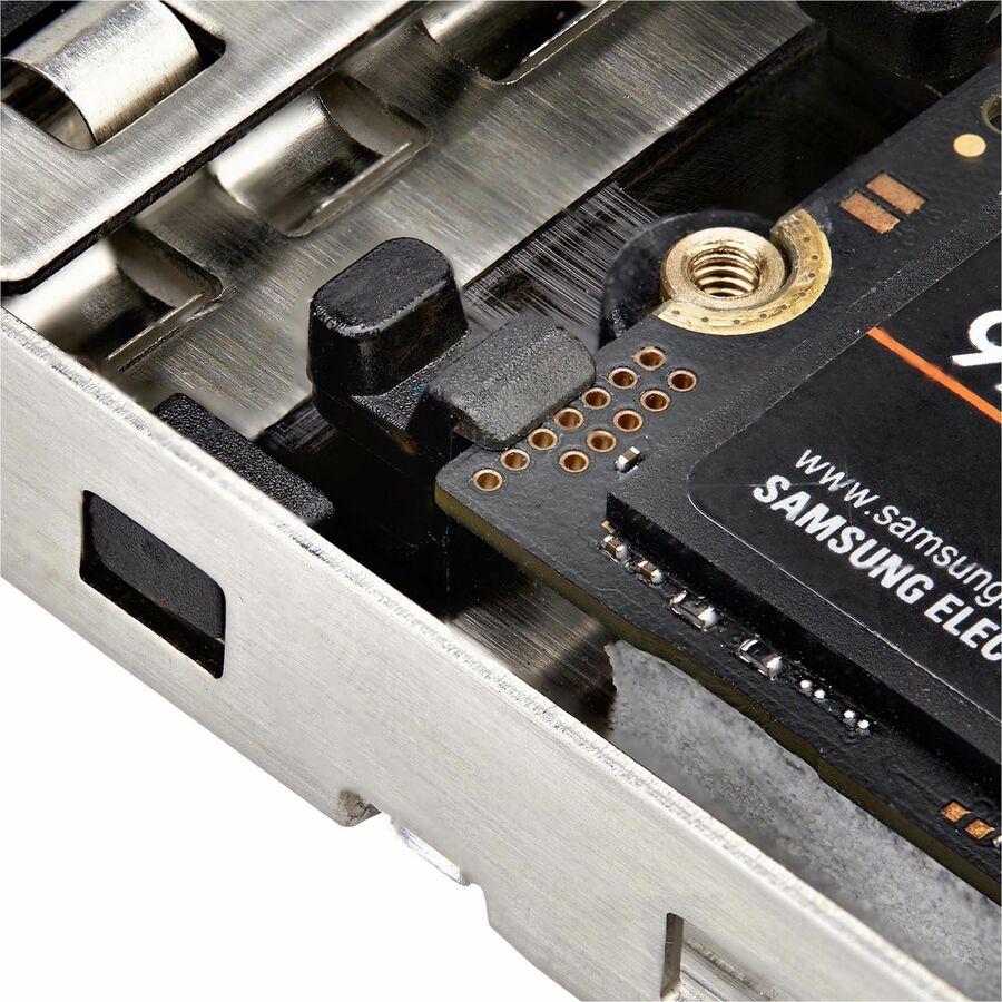 StarTech.com Rack amovible double baie SSD M.2 NVMe vers PCIe x8 ; bifurcation requise ; installation sans outil, baie de disque PCIe échangeable à chaud