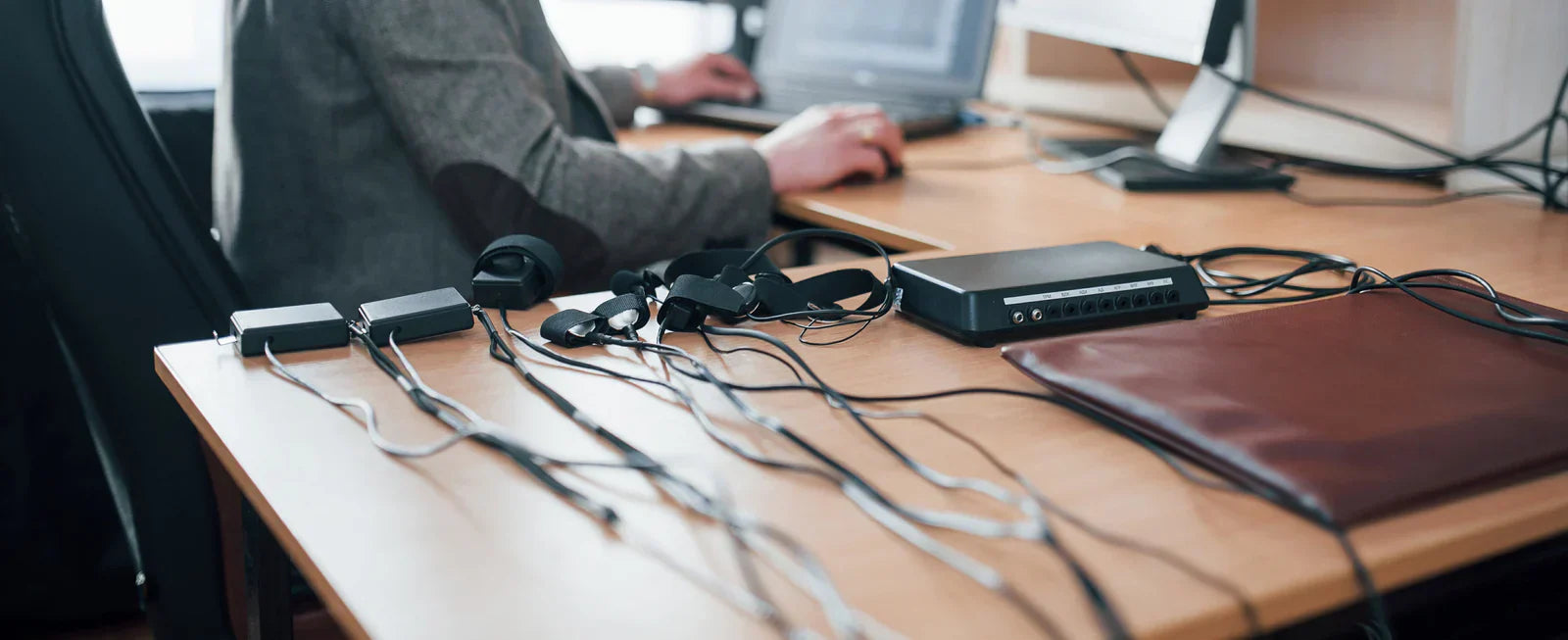 Simple Cable Management Tricks to Keep Your Desk Tidy