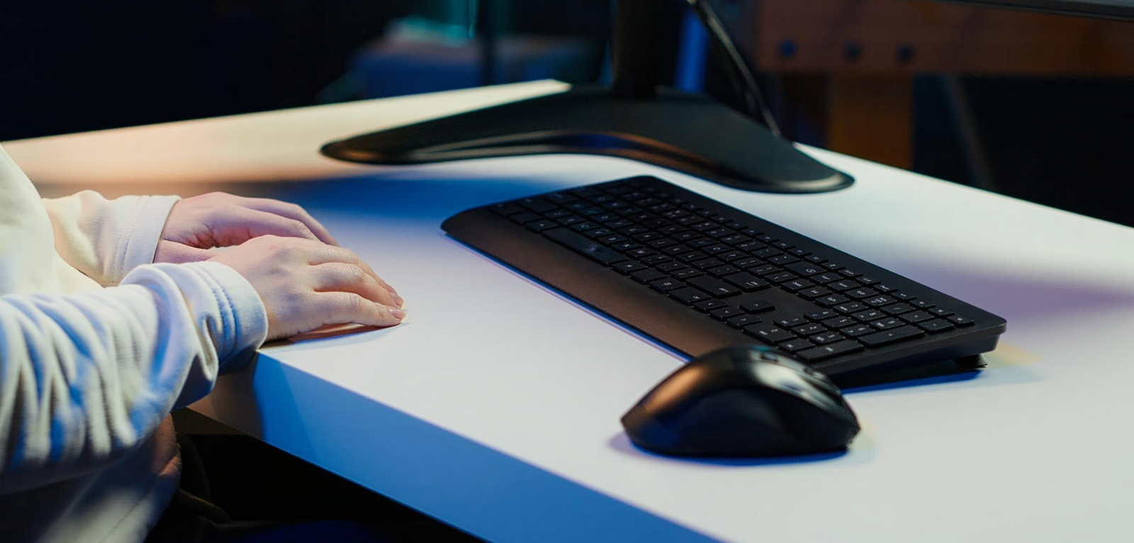 Best Ergonomic Keyboards and Mice for Long Hours of Work