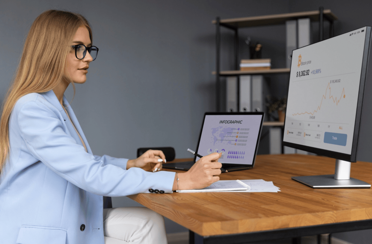 How a Second Monitor Can Improve Your Workflow