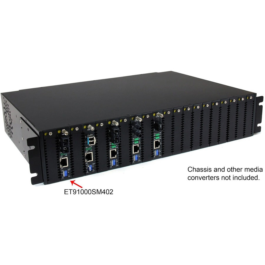 StarTech.com Gigabit Ethernet Single Mode Fiber Media Converter SC 40 km - 1000 Mbps