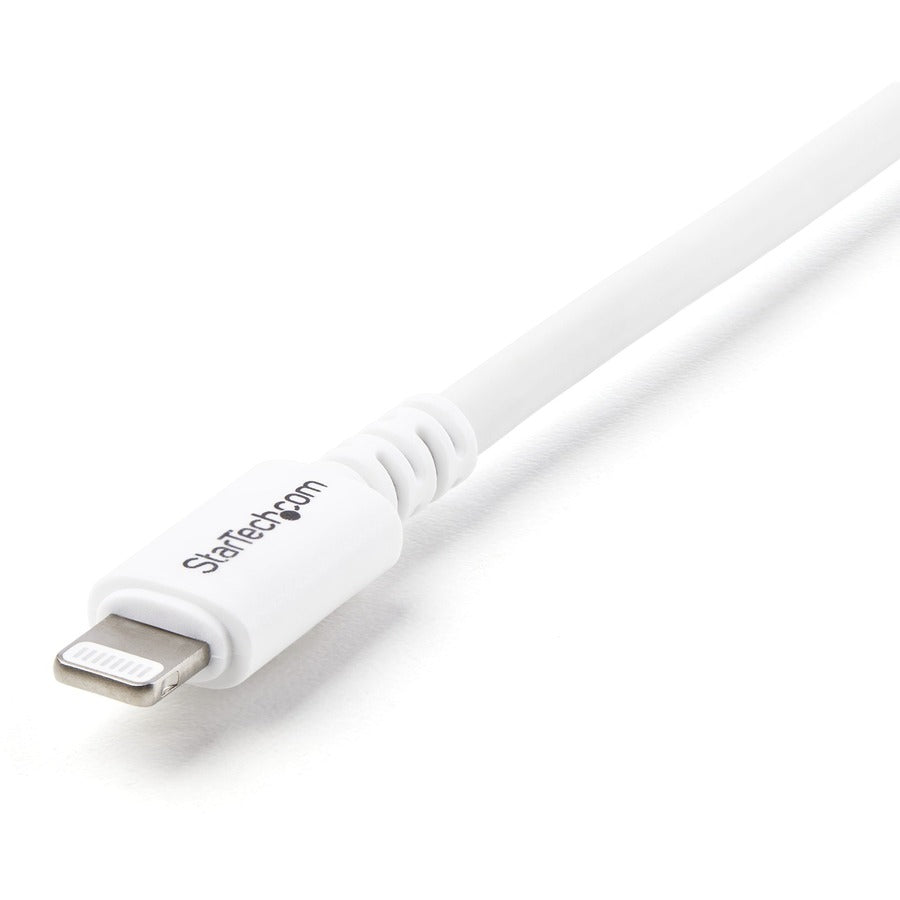 Câble StarTech.com de 3 m (10 pi) de long, connecteur Lightning Apple® 8 broches vers USB, blanc, pour iPhone/iPod/iPad