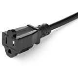 Rallonge courte StarTech.com de 0,3 m (1 pi), NEMA 5-15P/R vers NEMA 5-15R, 13 A 125 V, 16 AWG, noire, câble d'alimentation à économie de courant