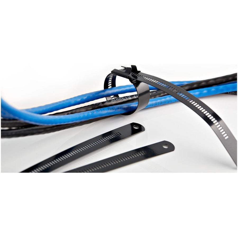 StarTech.com 9"(22cm) Metal Cable Ties, 2-1/4"(55mm) Bundle Dia. 100lb(45kg) Tensile Strength, Nylon Coated Stainless Steel Ties, 50 Pack